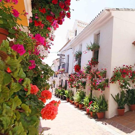 I Am La Posada Hotel And Apartment Benalmádena Exterior photo