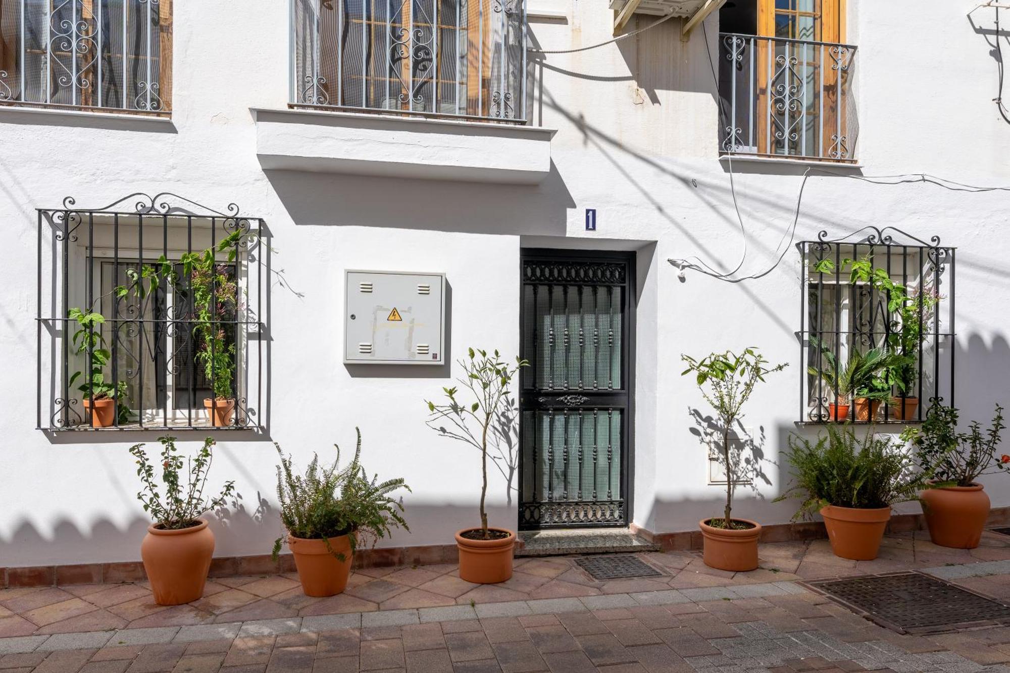 I Am La Posada Hotel And Apartment Benalmádena Exterior photo